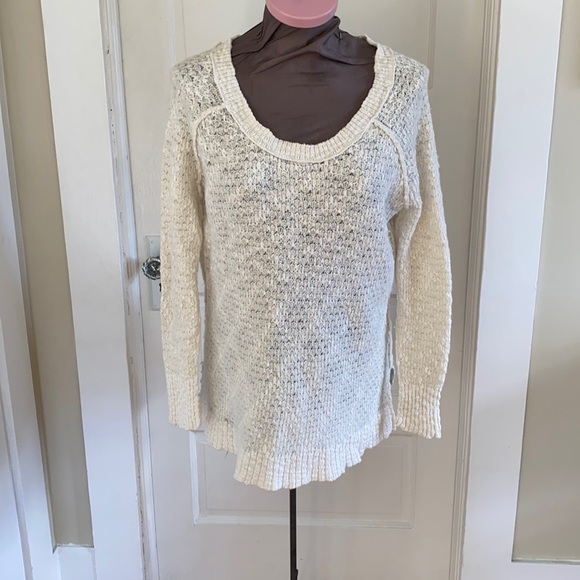 Free People Oversized Wool Blend Cream Textured‎ Sweater XS - Picture 1 of 5